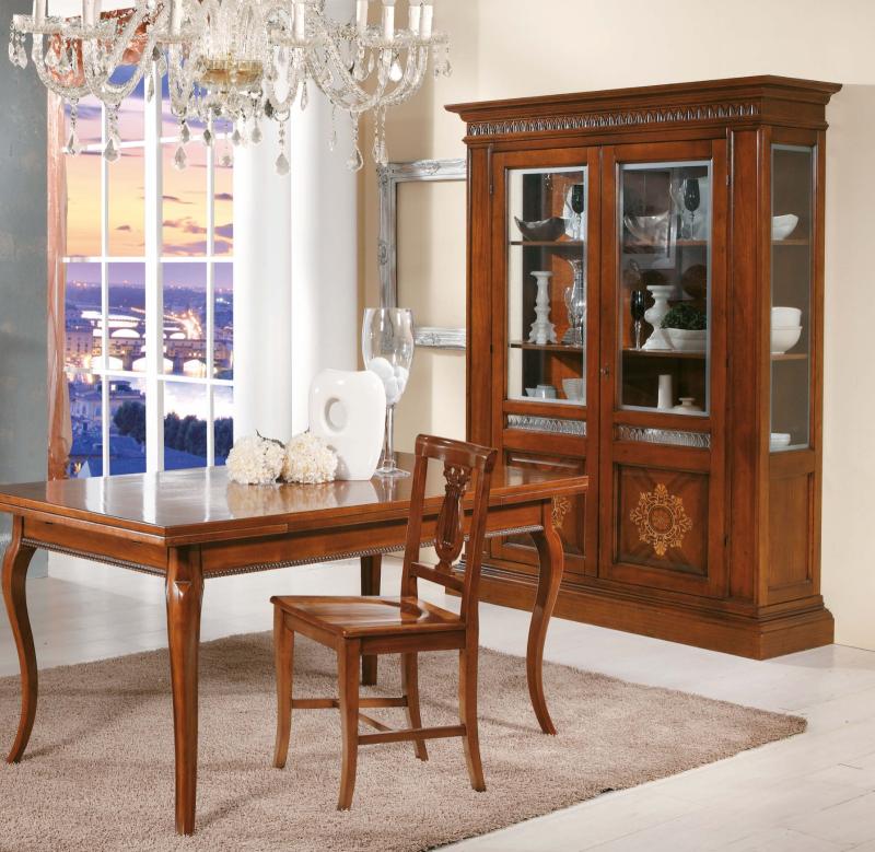 VETRINA 2 PORTE CON FINITURA BASSANO+ TAVOLO CON FINITURA BASSANO