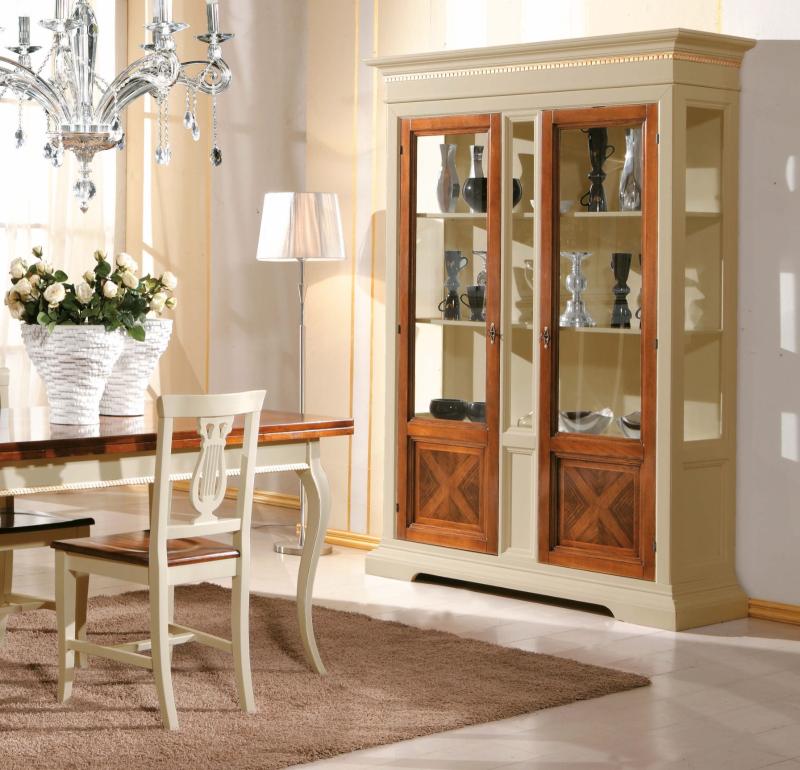 VETRINA 2 PORTE FINITURA  AVORIO NOCE GRANO E DETTAGLI IN ORO + TAVOLO